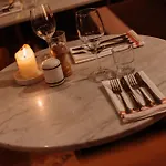 Metzlr House 4*