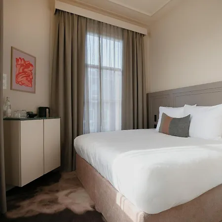 Hotell Metzlr House 4*