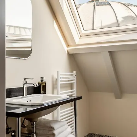 Metzlr House 4* Haarlem