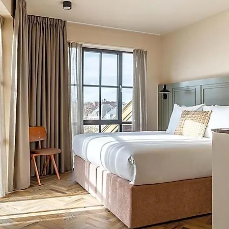 Metzlr House 4* Haarlem