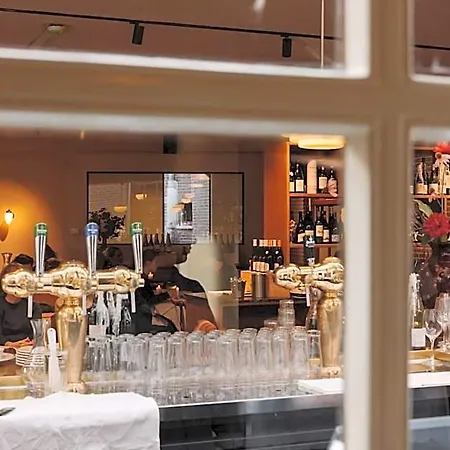 Metzlr House Hotel 4*
