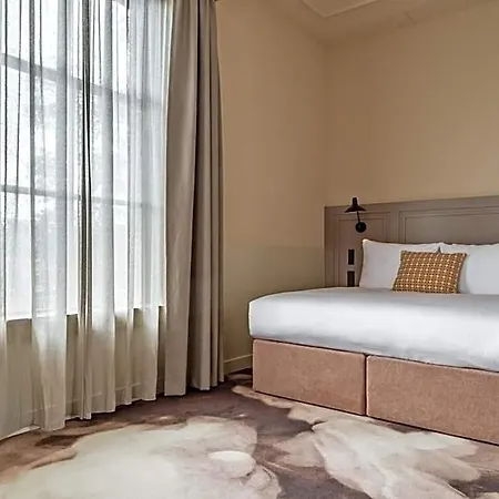 Metzlr House 4* Haarlem