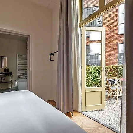 Metzlr House 4* Haarlem